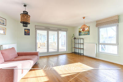 Appartement - 84 m² - 3 pièces