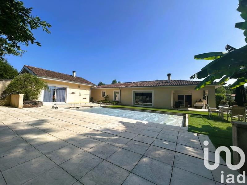 Maison - 182 m² - 6 pièces