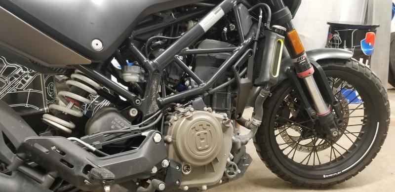 Husqvarna Svartpilen 401 husqvarna 0401 noir