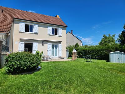 Maison - 102 m² - 5 pièces