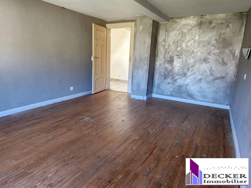 Maison - 93 m² - 4 pièces