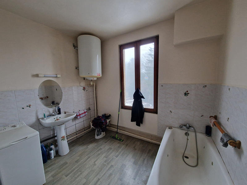 Maison - 250 m² - 10 pièces