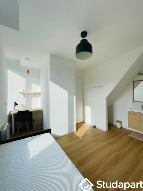 Chambre - 12 m² - 1 pièce