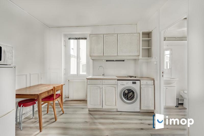 Studio - 28 m² - 1 pièce