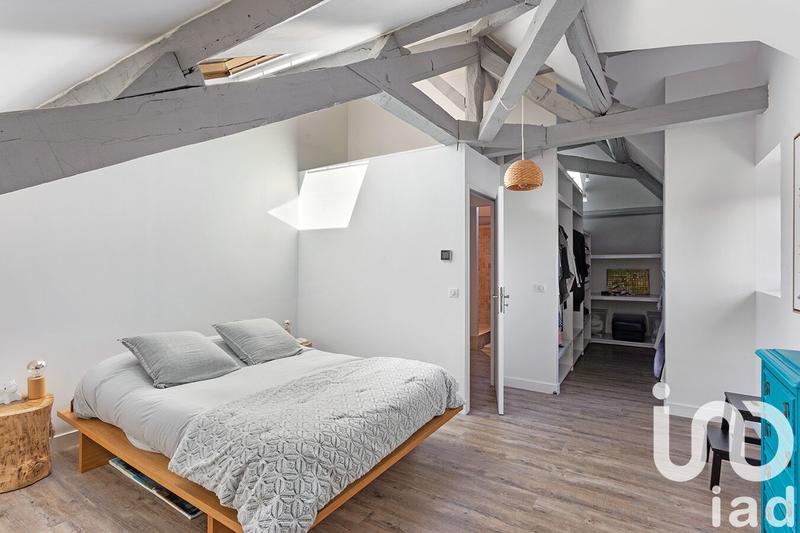 Maison - 200 m² - 7 pièces