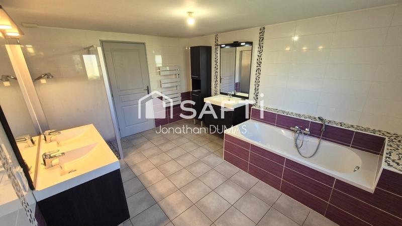 Maison - 169 m² - 6 pièces