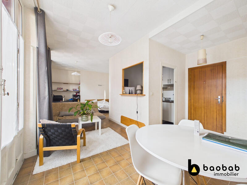 Appartement - 148 m² - 6 pièces