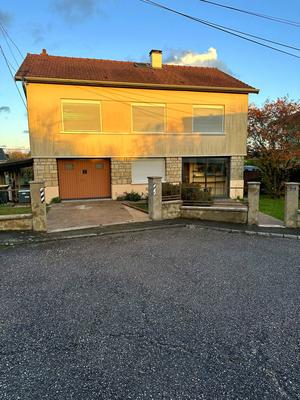 Maison - 90 m² - 6 pièces