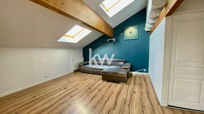 Duplex - 93 m² - 4 pièces