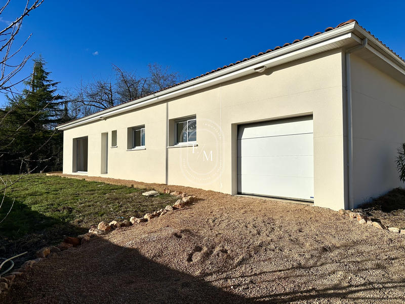 Maison - 123 m² - 4 pièces