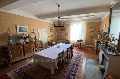 Appartement - 162 m² - 6 pièces