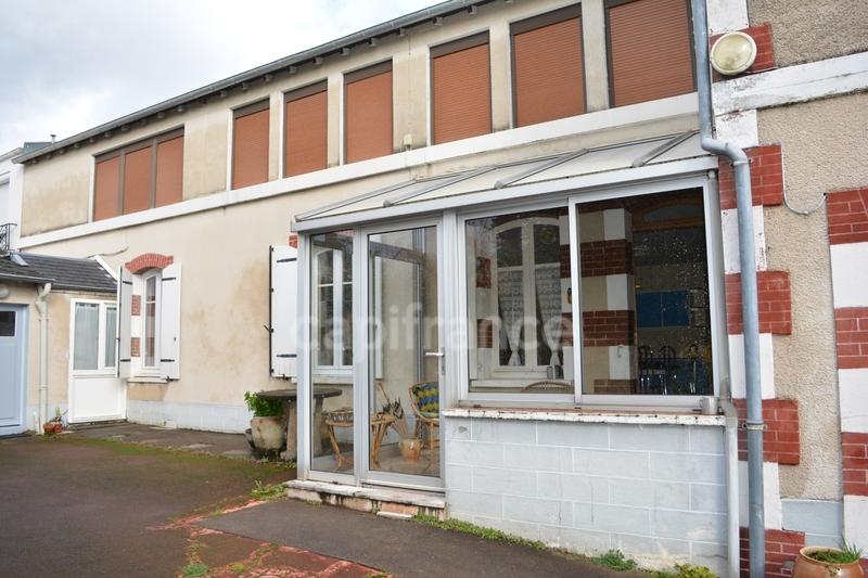 Maison de ville - 161 m² - 7 pièces