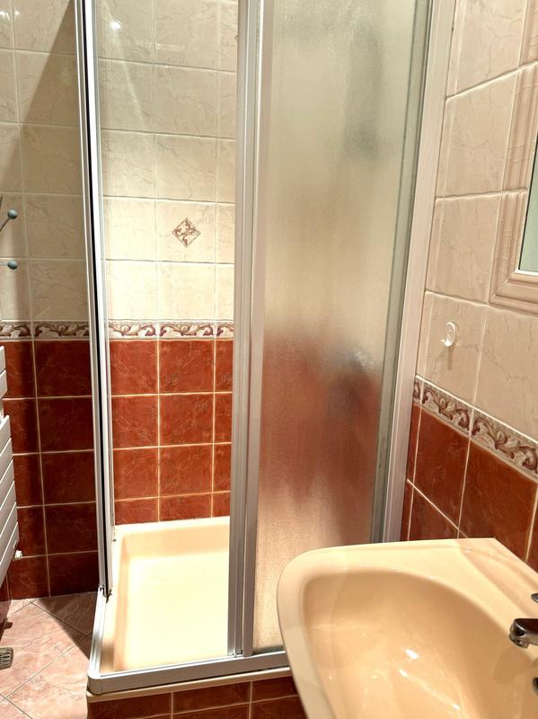 Maison - 248 m² - 9 pièces