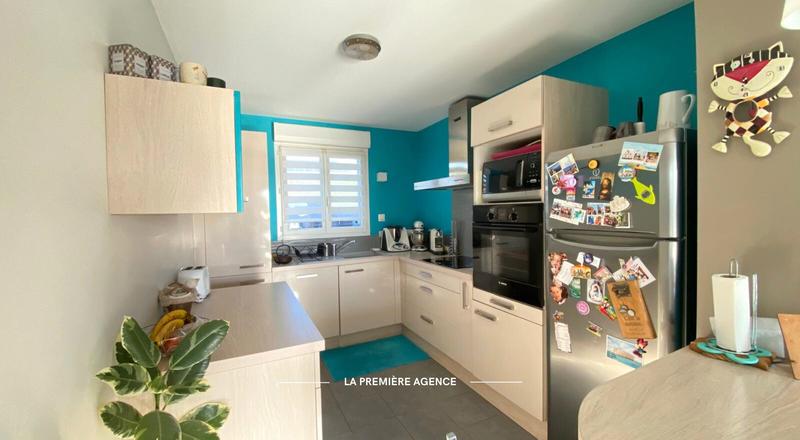 Maison - 94 m² - 5 pièces