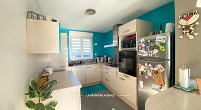 Maison - 94 m² - 5 pièces