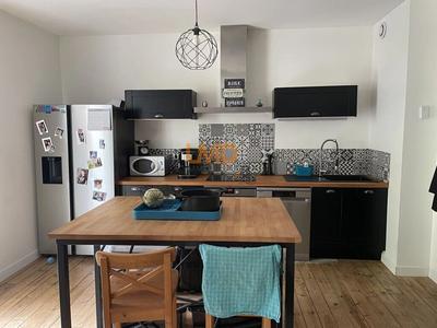 Maison de ville - 197 m² - 13 pièces