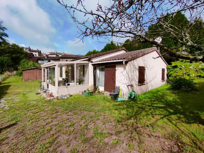 Maison - 85 m² - 6 pièces