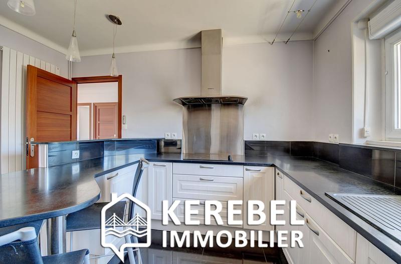 Maison - 194 m² - 8 pièces