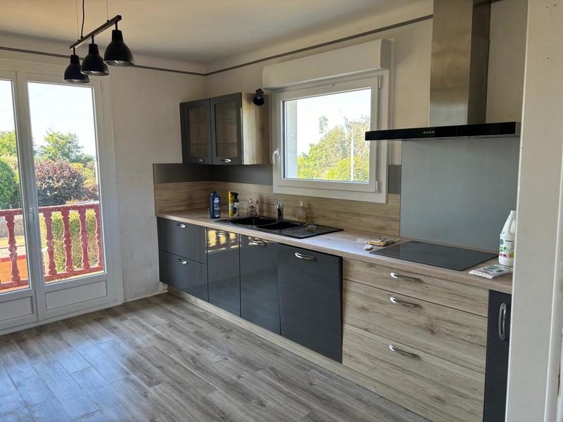 Maison - 105 m² - 5 pièces
