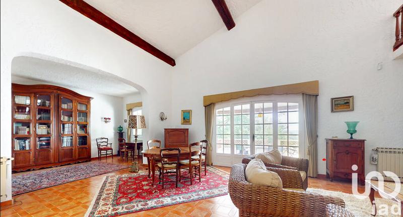 Maison - 194 m² - 6 pièces