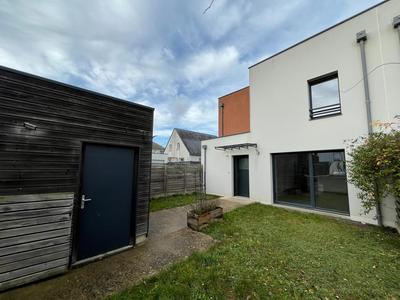 Maison - 111 m² - 6 pièces