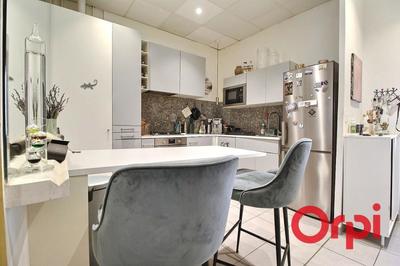 Immeuble - 346 m² - 7 pièces