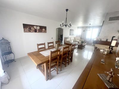 Maison - 127 m² - 7 pièces