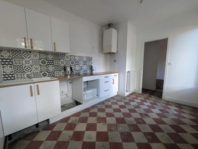 Maison - 80 m² - 3 pièces