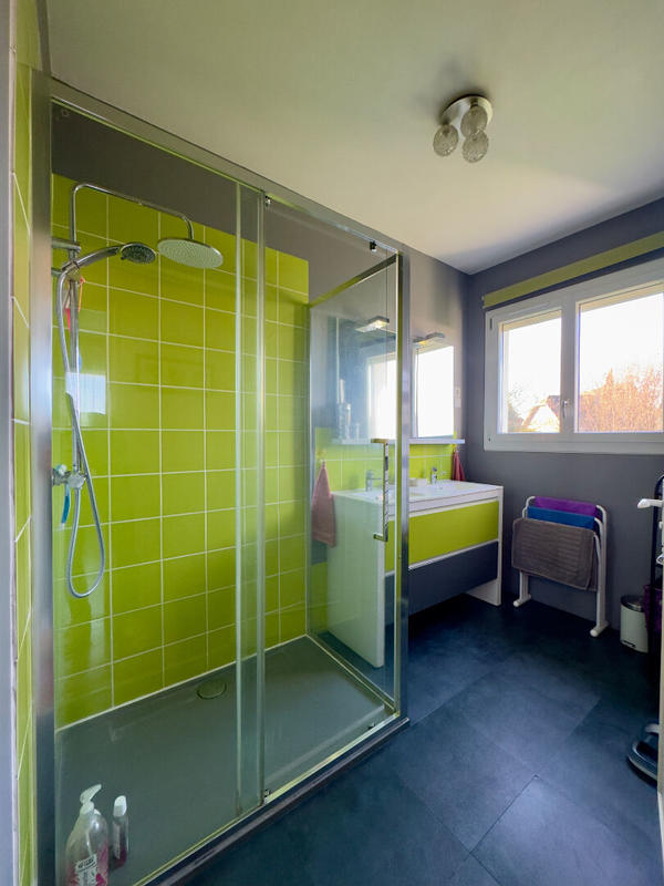 Maison - 106 m² - 5 pièces