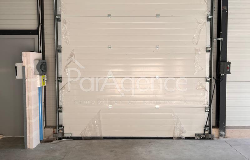 Parking / Garage - 70 m²
