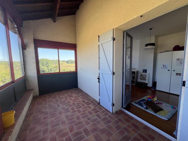 Maison - 256 m² - 7 pièces