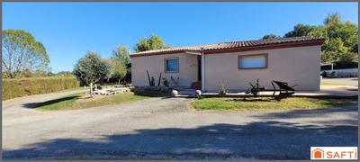 Maison - 140 m² - 5 pièces