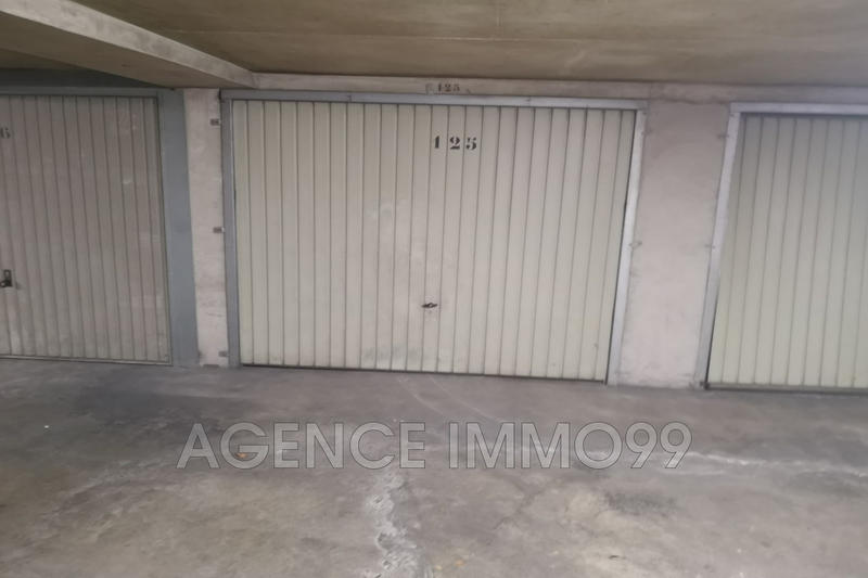 Parking / Garage - 13 m²