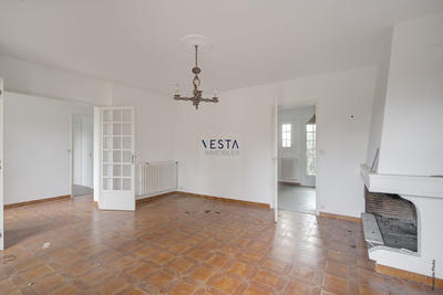 Maison - 318 m² - 12 pièces