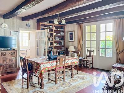 Maison - 185 m² - 6 pièces