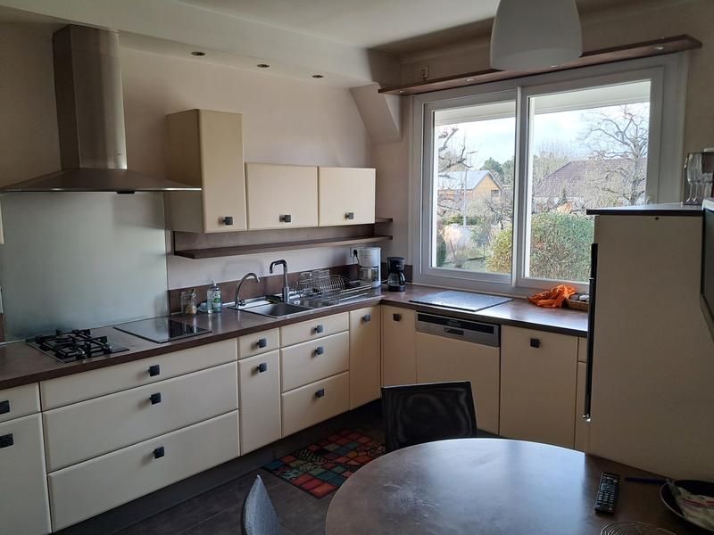 Maison traditionnelle - 154 m² - 6 pièces