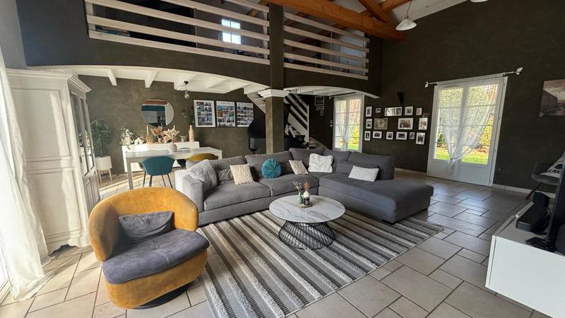 Maison - 190 m² - 5 pièces