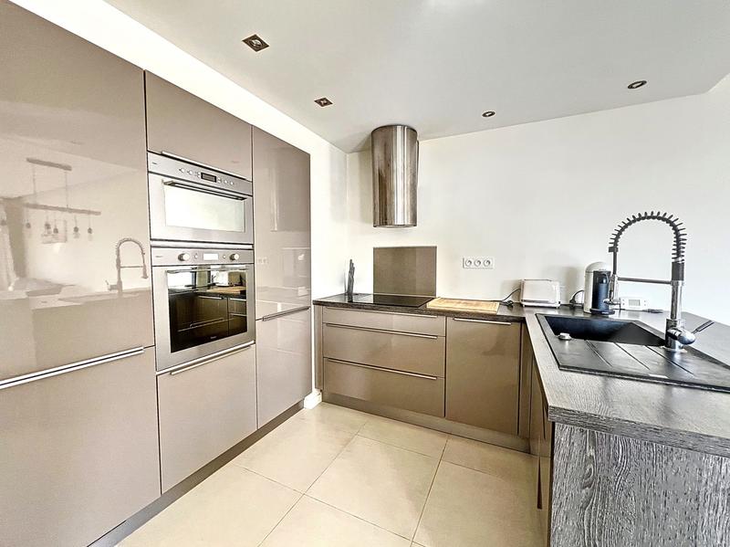 Duplex - 130 m² - 5 pièces