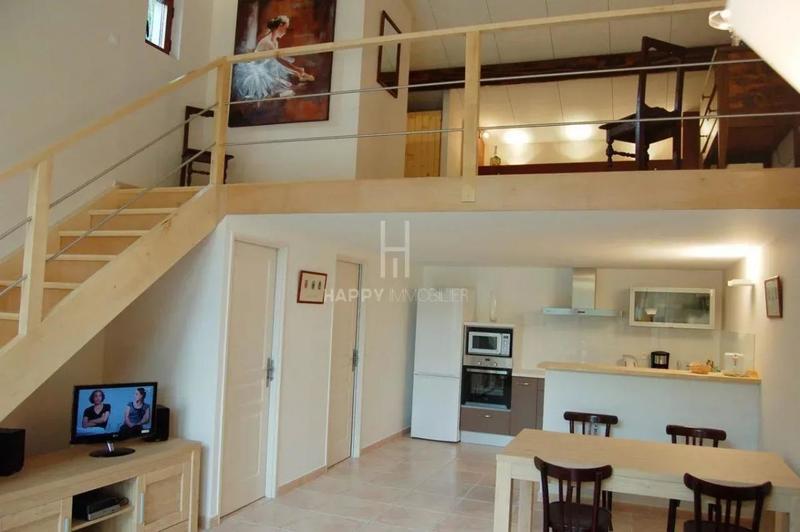 Propriété - 320 m² - 10 pièces