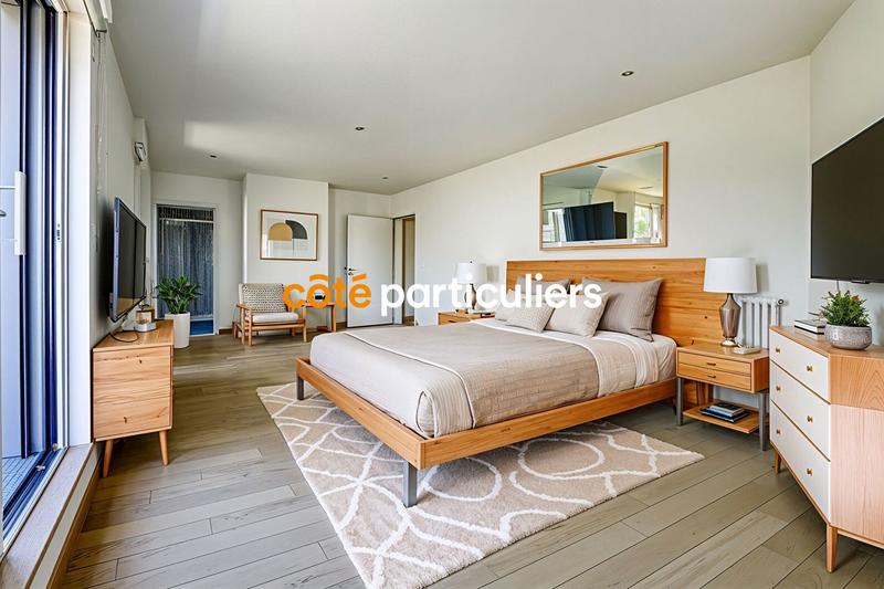 Appartement - 279 m² - 7 pièces