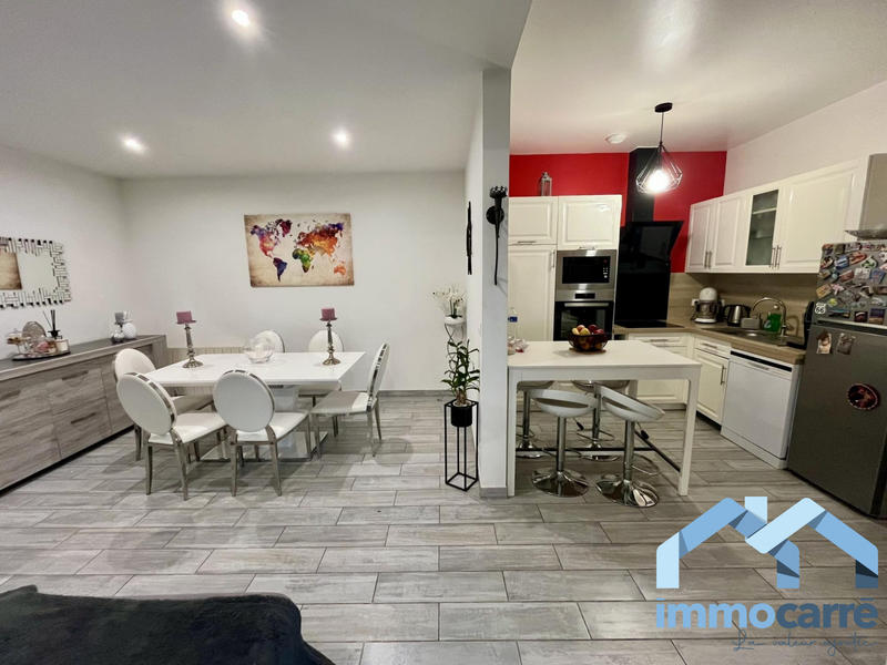 Maison - 90 m² - 5 pièces