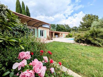 Propriété - 314 m² - 10 pièces