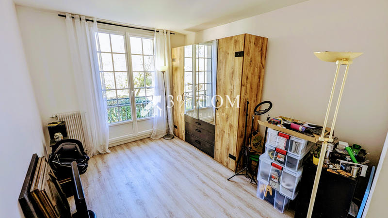 Appartement - 99 m² - 4 pièces