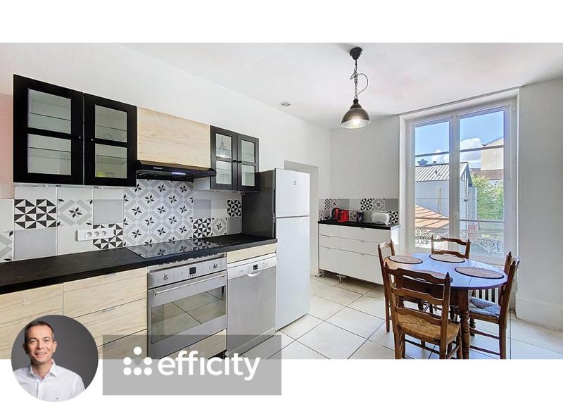 Appartement - 110 m² - 4 pièces