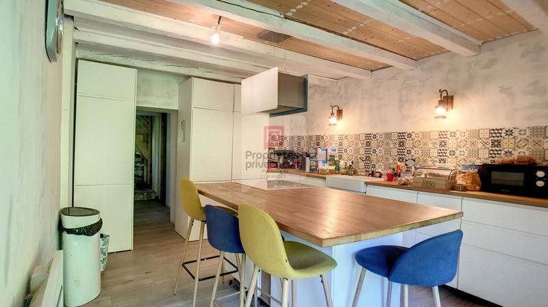 Maison - 190 m² - 7 pièces