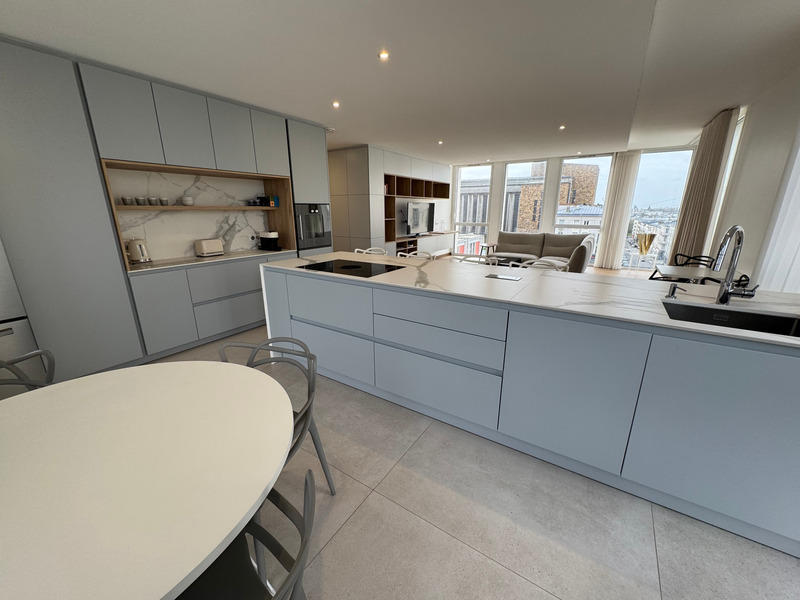 Appartement - 118 m² - 7 pièces