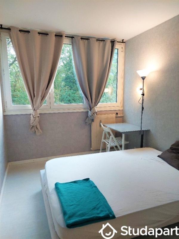 Chambre - 13 m² - 1 pièce