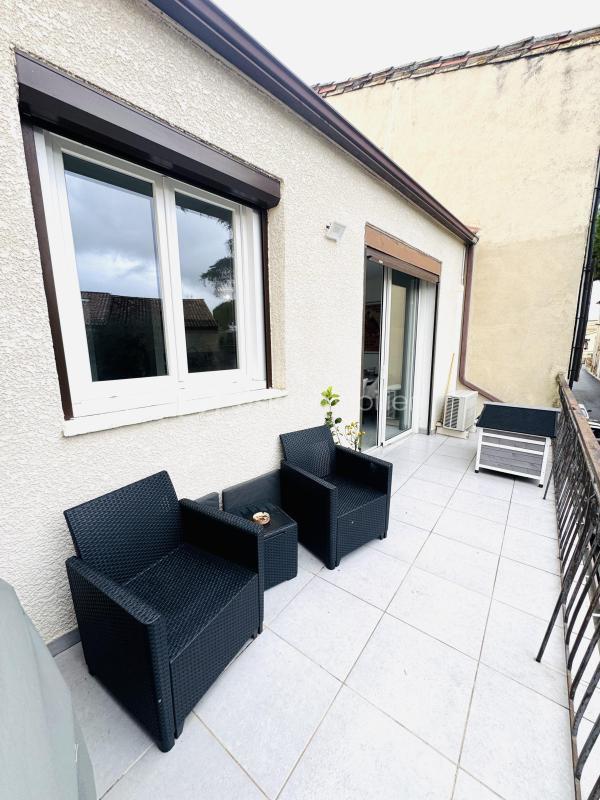 Immeuble - 130 m² - 7 pièces