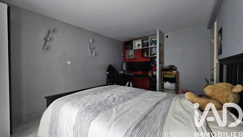 Maison - 208 m² - 8 pièces