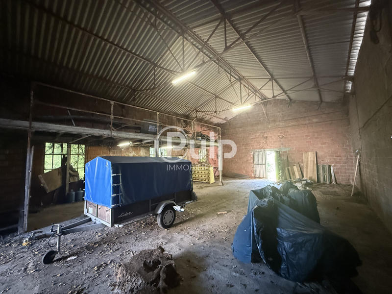 Maison - 241 m² - 12 pièces